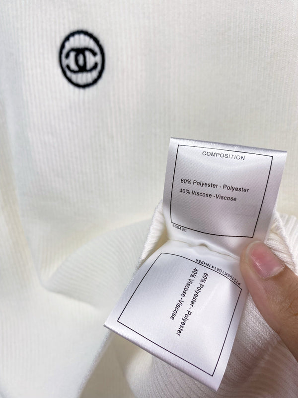 Chanel Gilet Bicolore Blanc en Polyester 125481