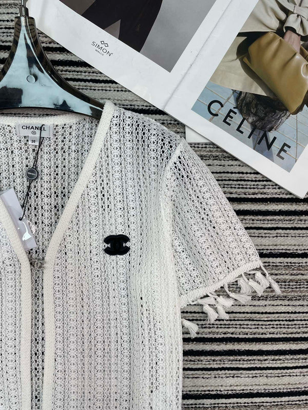 Haut à manches courtes en maille Chanel blanc en coton 133512