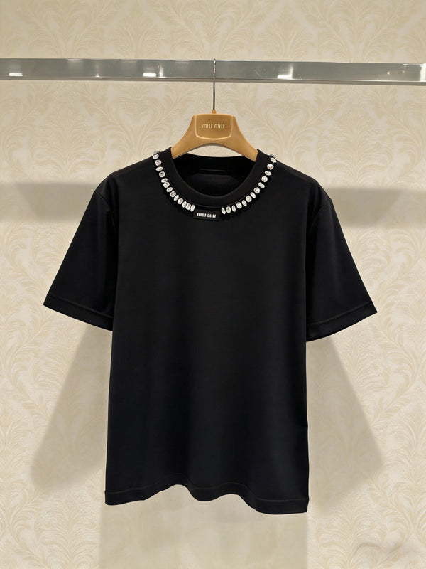 T-shirt Chanel noir en coton à col rond et manches courtes orné de perles 133330