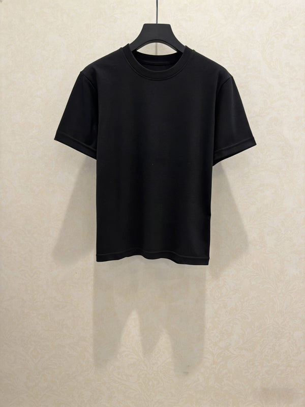 T-shirt Chanel noir en coton à col rond et manches courtes orné de perles 133330