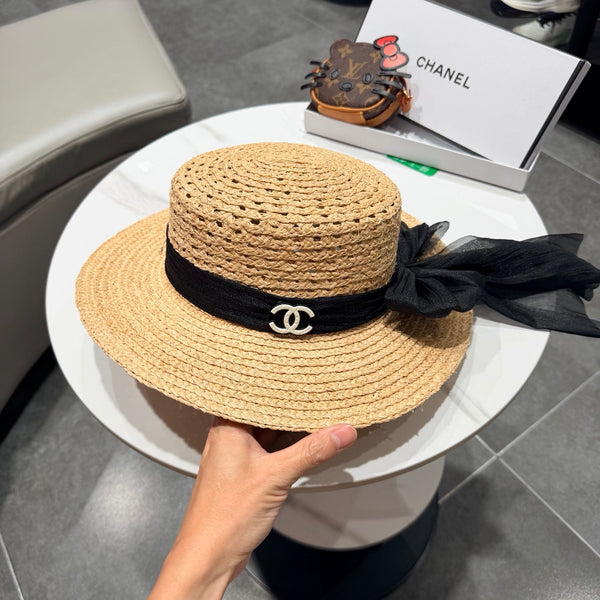 Chapeau de paille Chanel Beige Jaune Noir en Raffia 192106