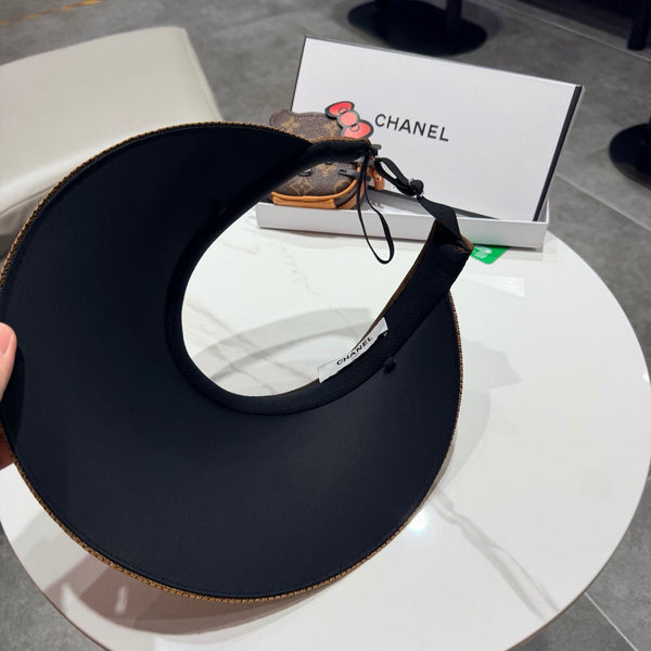 Chapeau Visière Ouverte Chanel Marron en Tissu 192286