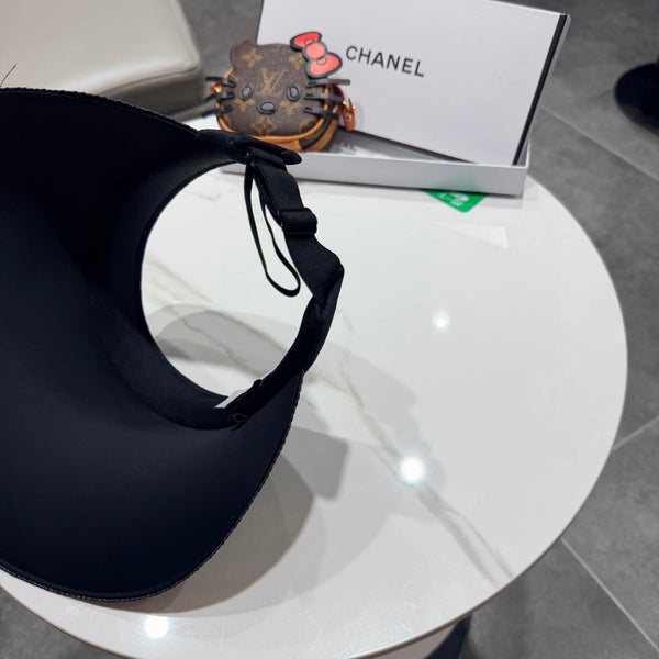 Visière ouverte Chanel noire en tissu 192285