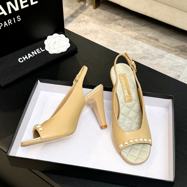 Chanel 26A Slingback Beige en agneau 672993