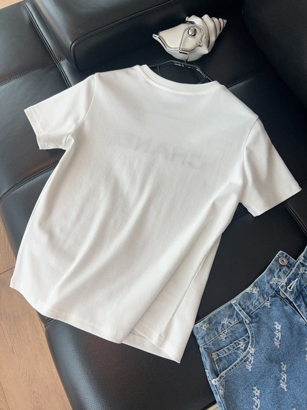 T-Shirt Chanel 26 Logo Blanc en Coton 161767