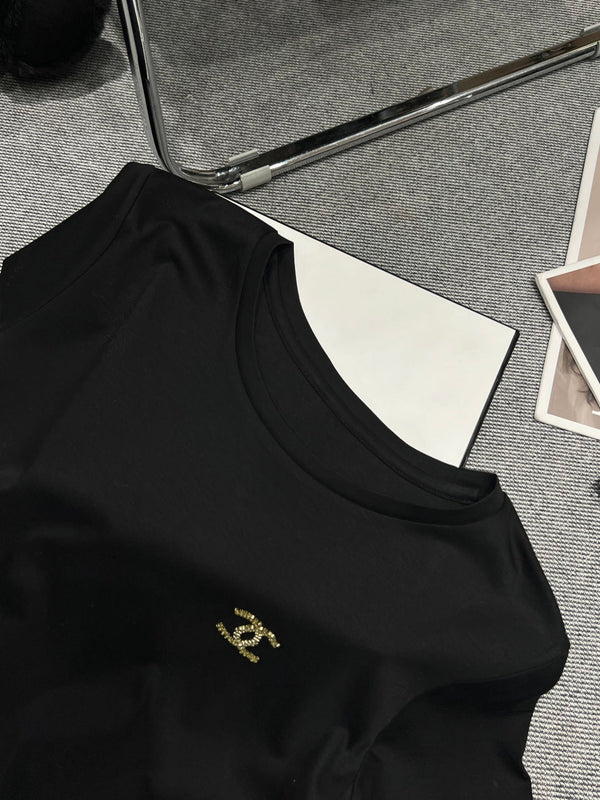 Chanel 26 Col rond classique noir en coton 161759