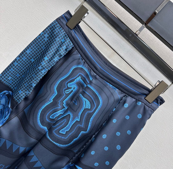 Hermes 26 Printed Straight-Leg Trousers Blue in Mulberry Silk 137393