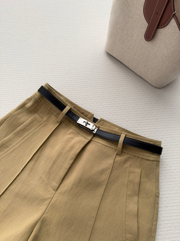 Short Hermès 26SS Kaki Marron en Coton 943345