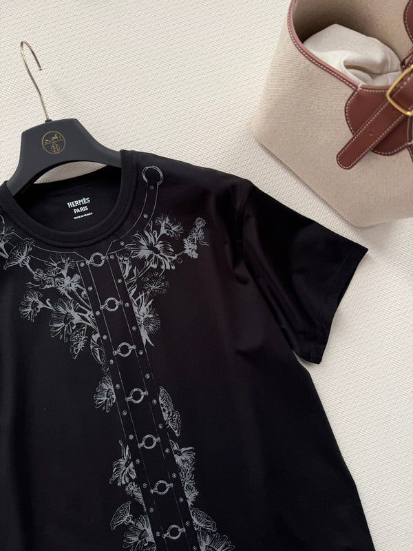 Hermes 26 Short-sleeved Printed T-shirt Black in Cotton 888724
