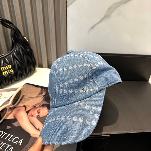 Casquette Chanel Bleu clair en Jean 197872