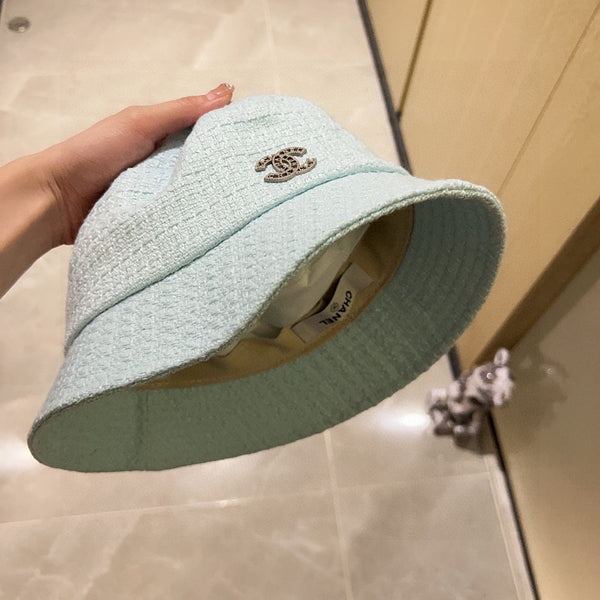 Chanel Chapeau de pêcheur Vert Menthe en Tissu 197683