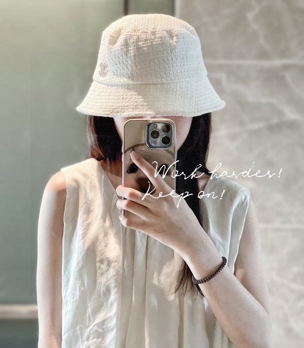Chanel Chapeau Bob Blanc en Tissu 197682