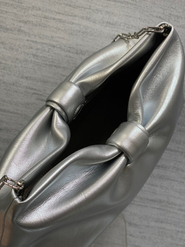 Dior 26 Bow Chain Bag in Silver Lambskin