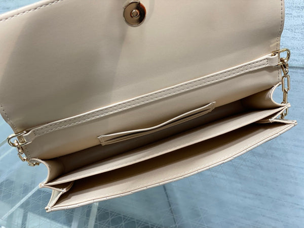 Dior 26 Bow Pearl Chain Clutch Two Tone Beige Army Green Lambskin GHW