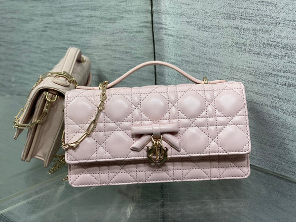 Dior Pochette 26 Bow Pearl Chain Agneau Rose GHW