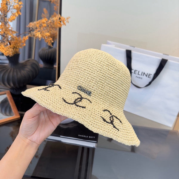 Chanel Chapeau Pliable d'Été Crème en Paille 205439