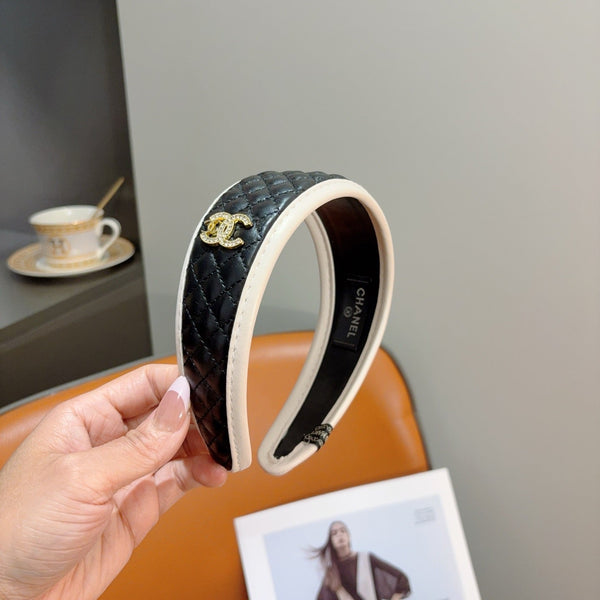 Chanel Headband with Logo Black in Leather 204859
