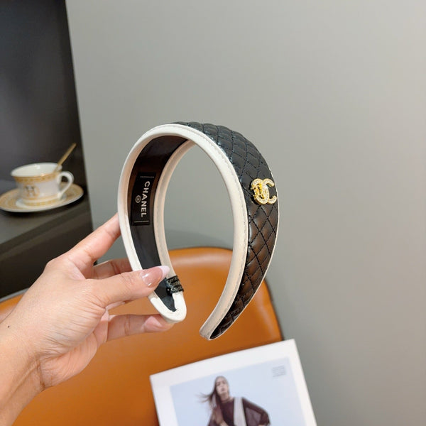 Chanel Headband with Logo Black in Leather 204859
