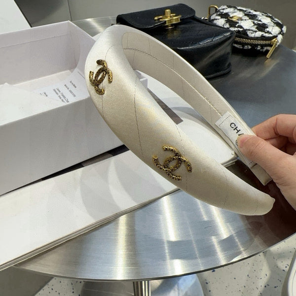 Chanel Mini Headband White in Silk 201969