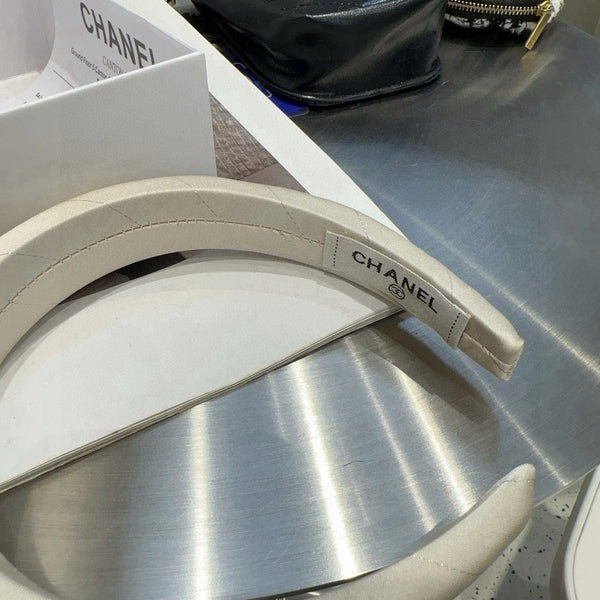 Chanel Mini Headband White in Silk 201969