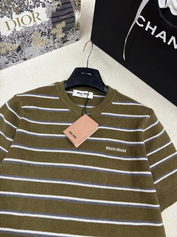 Miu Miu 26 Crew Neck Short-Sleeve Top Olive Green in Wool 191269