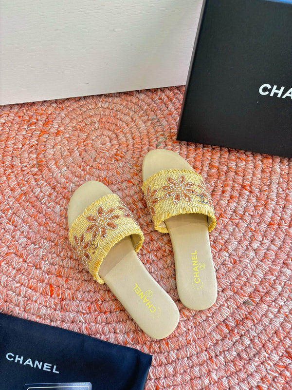 Chanel Bouclé Sandal Straw Yellow in Fabric Sheepskin 685950