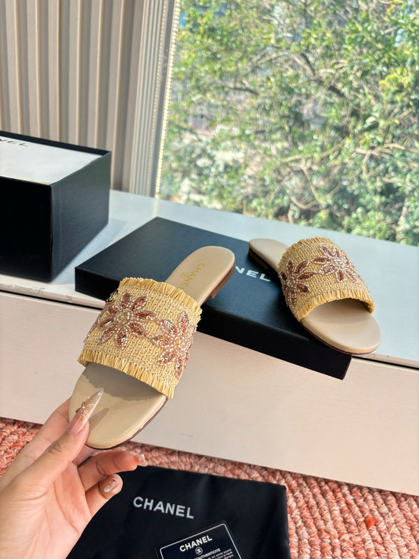 Chanel Bouclé Sandal Straw Yellow in Fabric Sheepskin 685950