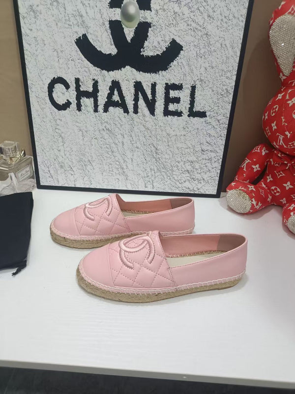 Chanel Espadrilles Rose en cuir de vachette 684838
