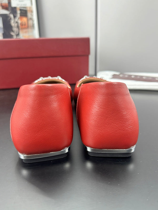 Gucci 26 Vittoria Horsebit Ballet Flats Red in Leather 688310