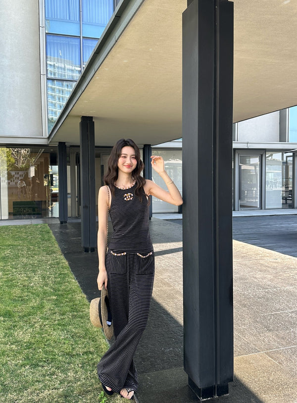 Chanel 26 Tailleur Rayé Noir en Acétate 202866