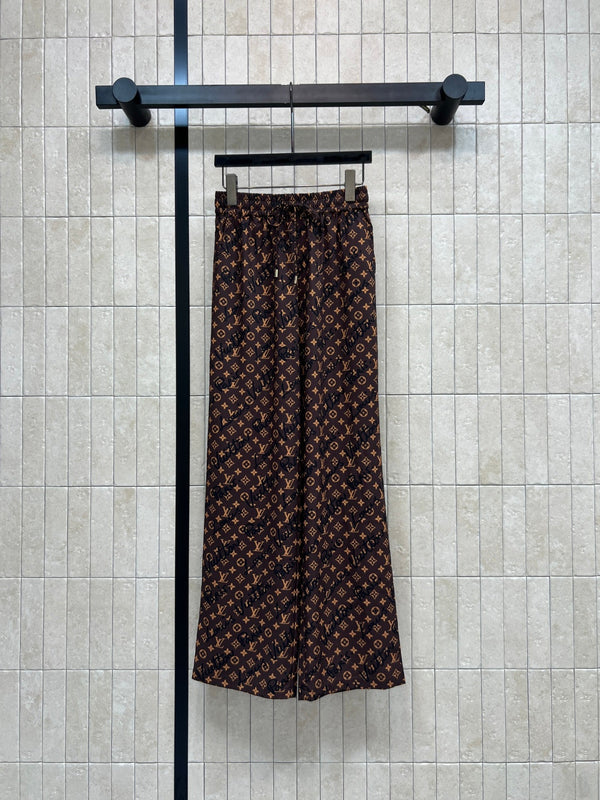LV Short-Sleeve T-Shirt Brown in Polyester 229538