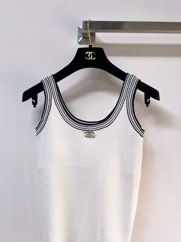 Chanel Vest White in Wool 248345