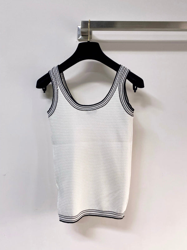 Chanel Vest White in Wool 248345