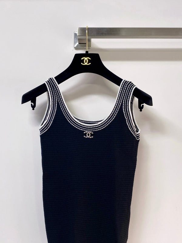 Chanel Vest Black in Wool 248344