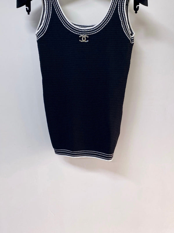 Chanel Vest Black in Wool 248344