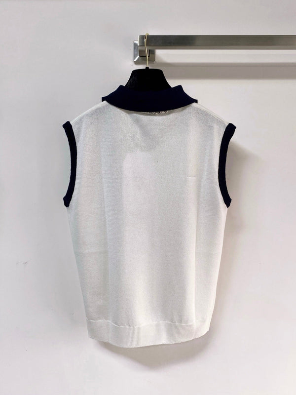 Chanel Vest White in Wool 248313