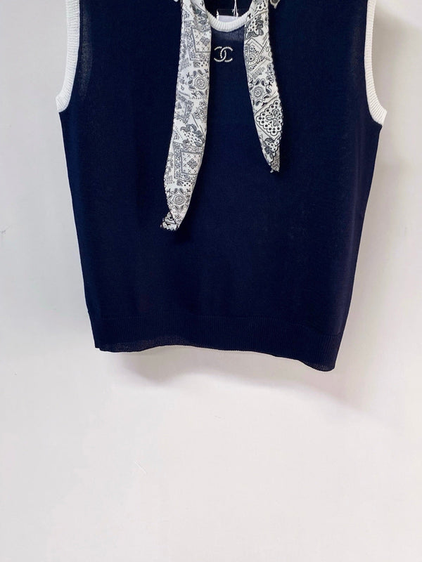 Chanel Vest Navy Blue in Wool 248311