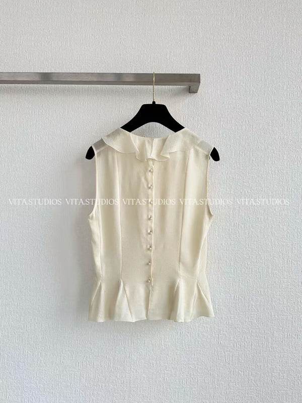 Chanel Ruffled Vest Cream in Silk 239004