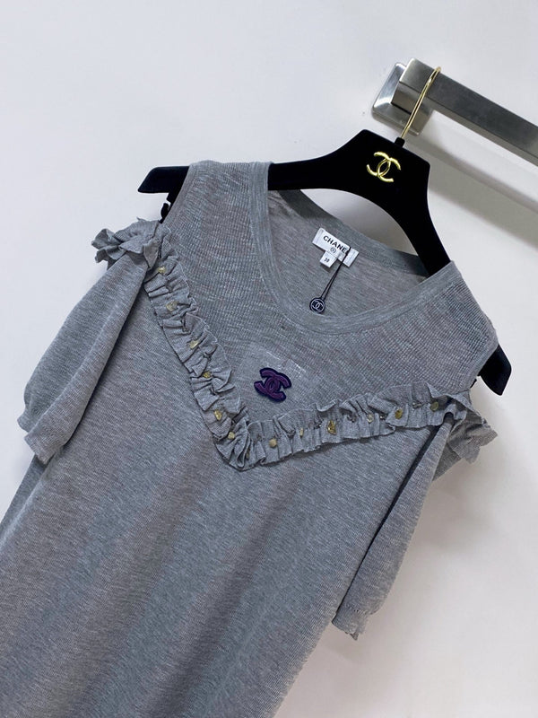 Chanel 26 Short-Sleeve T-Shirt Gray in Acrylic 252222