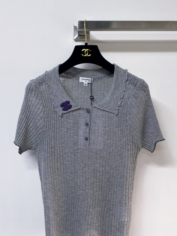 Chanel T-shirt manches courtes gris en Acrylique 252221