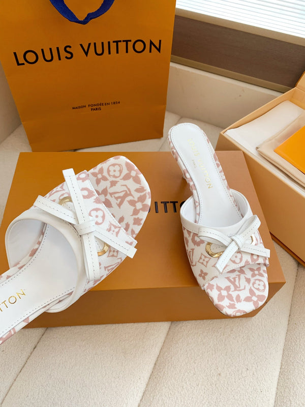 LV 26SS Single Kitten Heel Sandals 55 Light Pink in Cowhide 703053