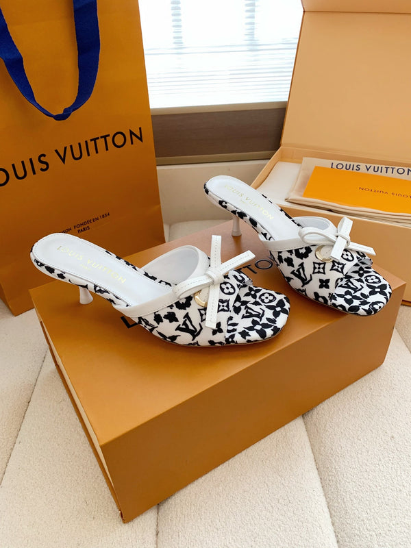 LV 26SS Single Kitten Heel Sandals 55 White Black in Cowhide 703052