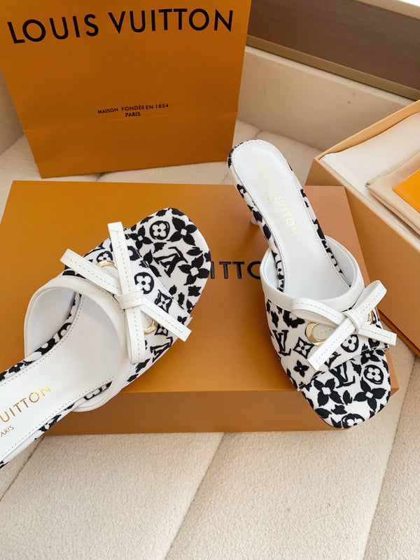 LV 26SS Single Kitten Heel Sandals 55 White Black in Cowhide 703052