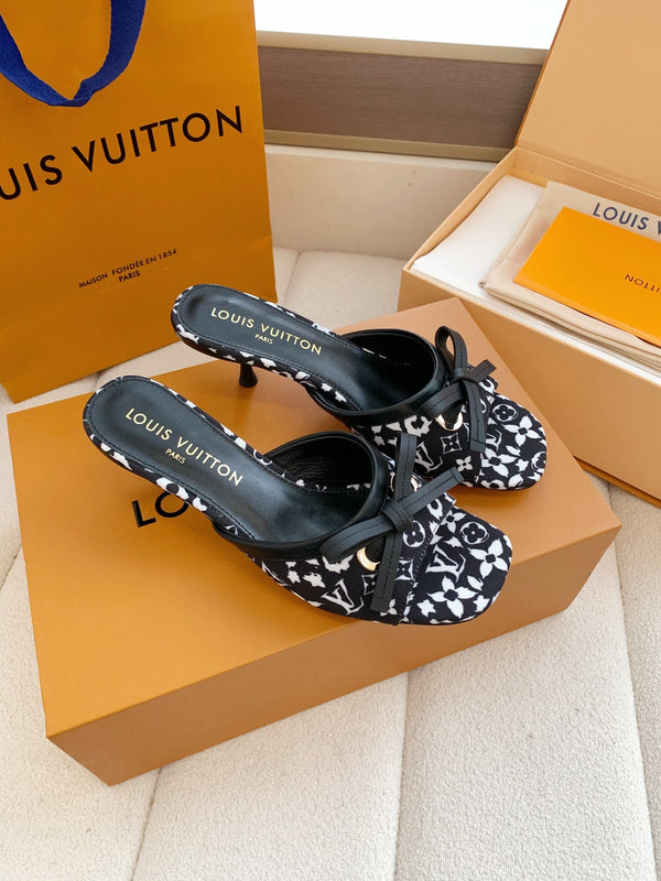 LV 26SS Single Kitten Heel Sandals 55 Black in Cowhide 703050
