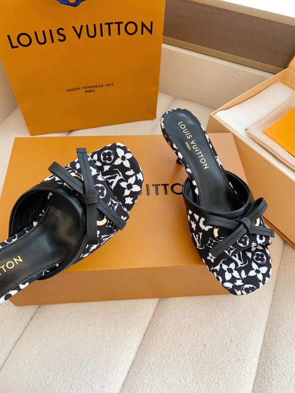 LV 26SS Single Kitten Heel Sandals 55 Black in Cowhide 703050