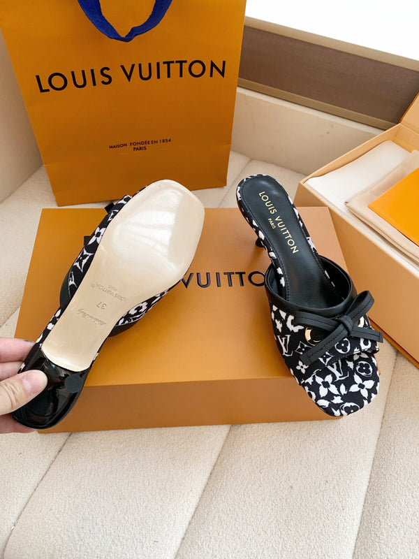 LV 26SS Single Kitten Heel Sandals 55 Black in Cowhide 703050