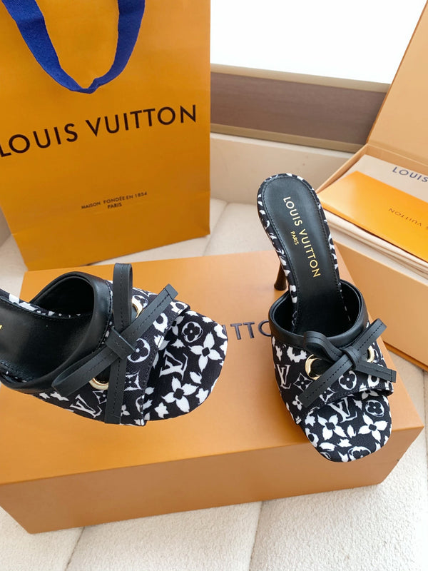 LV 26SS Single Kitten Heel Sandals 105 Black in Cowhide 703045
