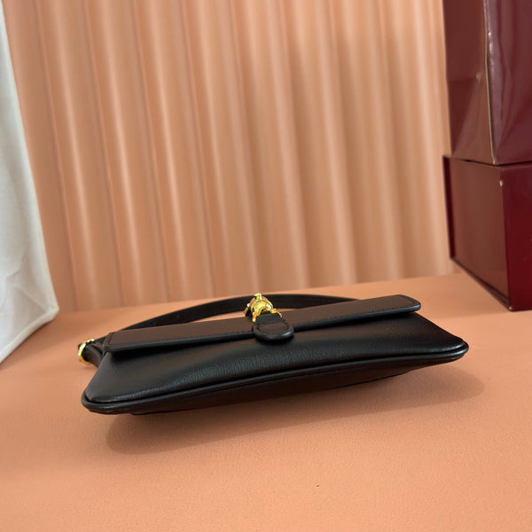 Gucci 26 Jackie Small 21.5cm Black Gold in Cowhide 284989