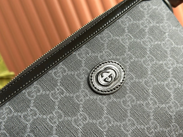 Gucci Mini 22.5 Messenger Bag Dark Gray in GG Supreme Canvas 285226