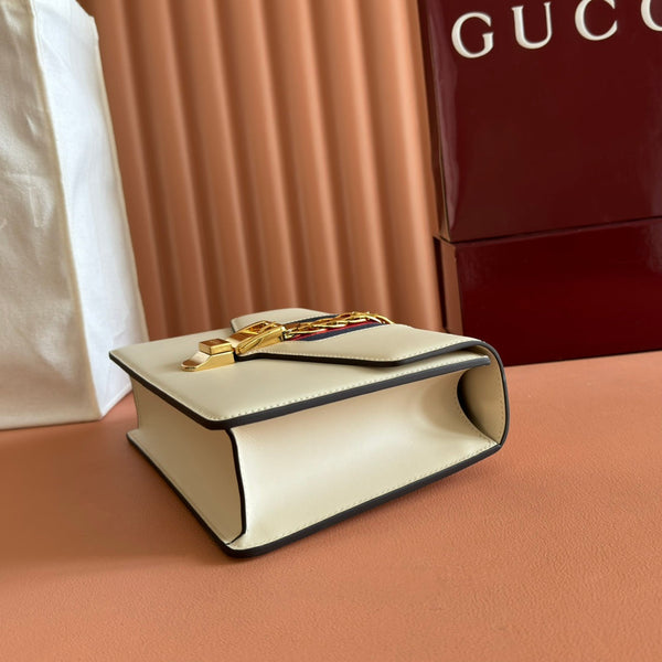 Gucci Sylvie 25.5 Shoulder Bag White Gold in Cowhide 285219